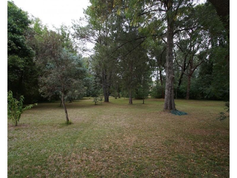 33 Chestnut Avenue, Armidale NSW 2350