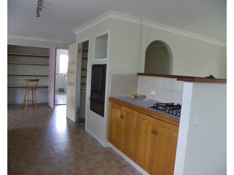 16 Northey Drive, Armidale NSW 2350