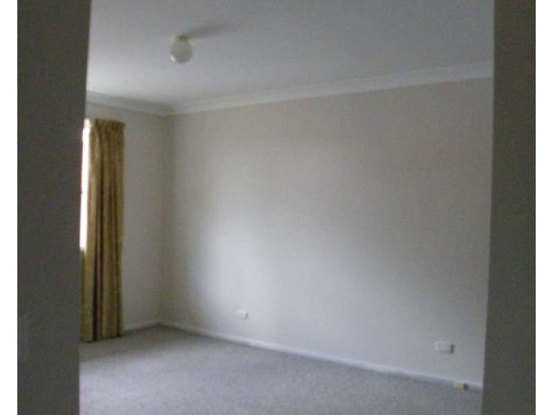 16 Northey Drive, Armidale NSW 2350