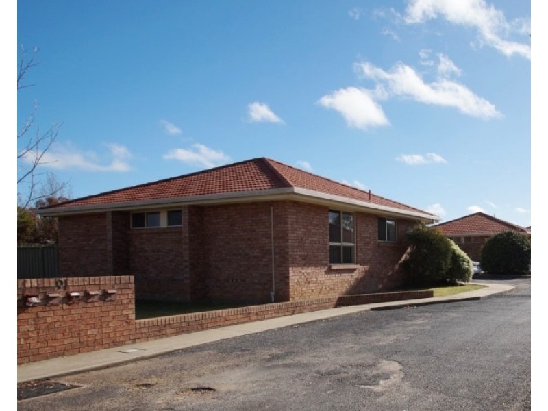 1/91 Queen Elizabeth Drive, Armidale NSW 2350