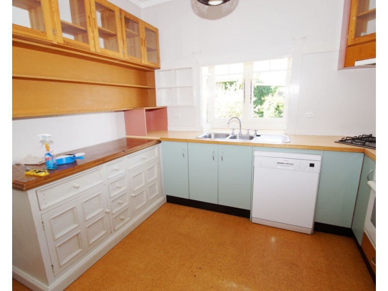 193 Marsh Street, Armidale NSW 2350