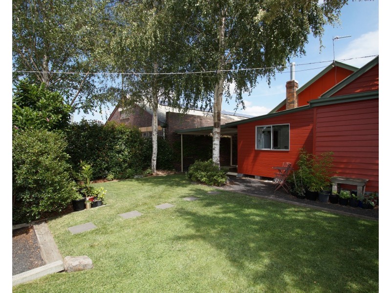 44 Bridge Street, Uralla NSW 2358