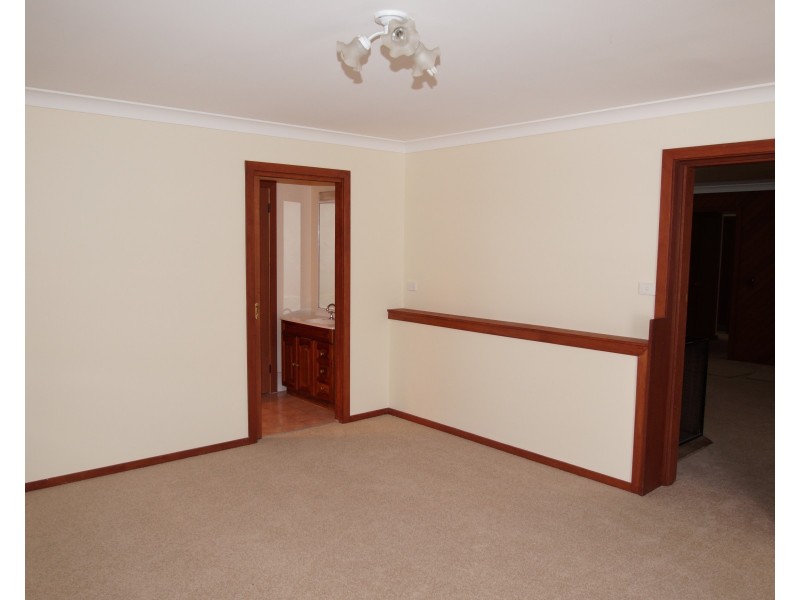 2A Campion Parade, Armidale NSW 2350