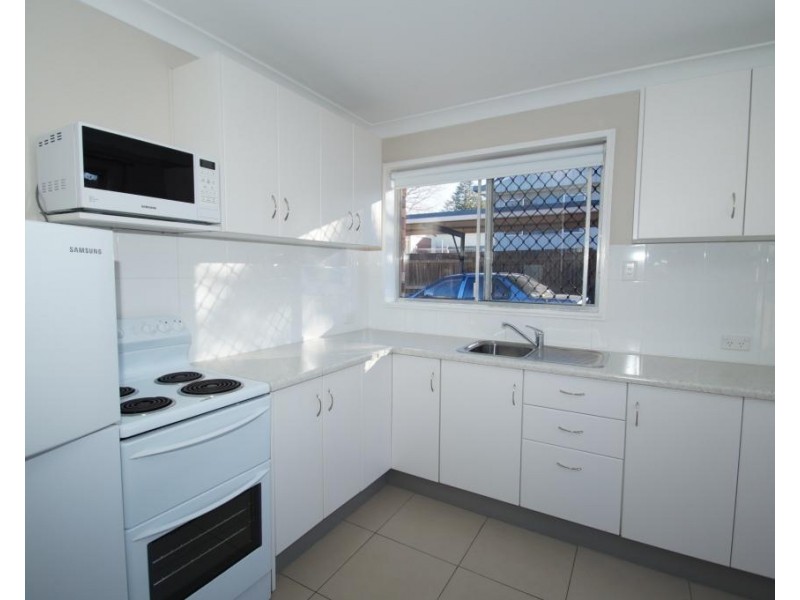 1/2 Simpson Avenue, Armidale NSW 2350