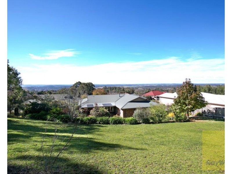 69 The Avenue, Armidale NSW 2350
