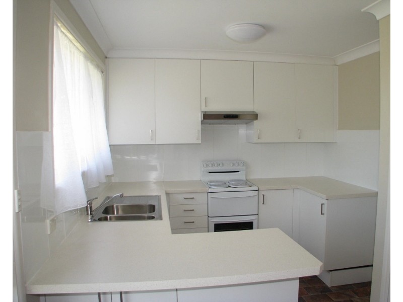 16 Kathleen Crescent, Armidale NSW 2350