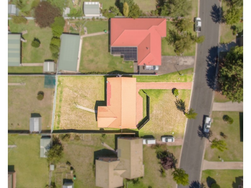 10 Hunt Avenue, Armidale NSW 2350