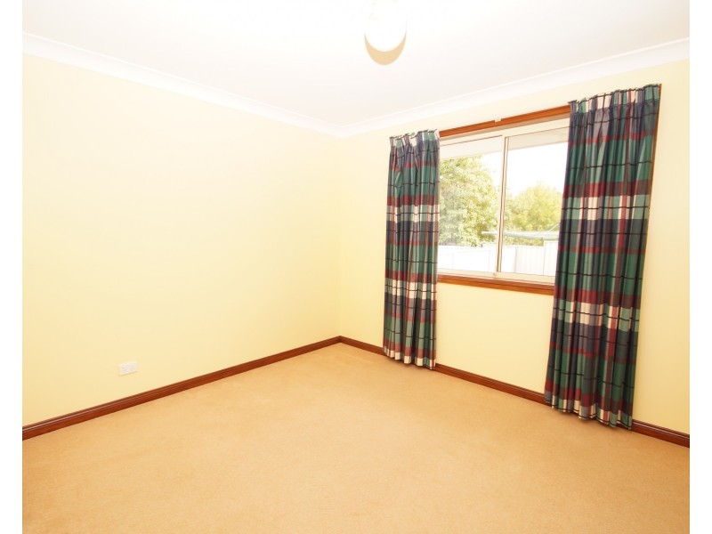 7 David Crescent, Armidale NSW 2350