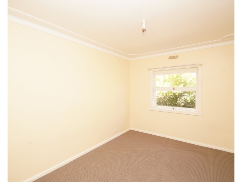 218 Erskine Street, Armidale NSW 2350