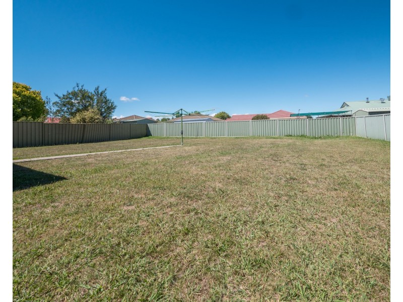 10 Hunt Avenue, Armidale NSW 2350