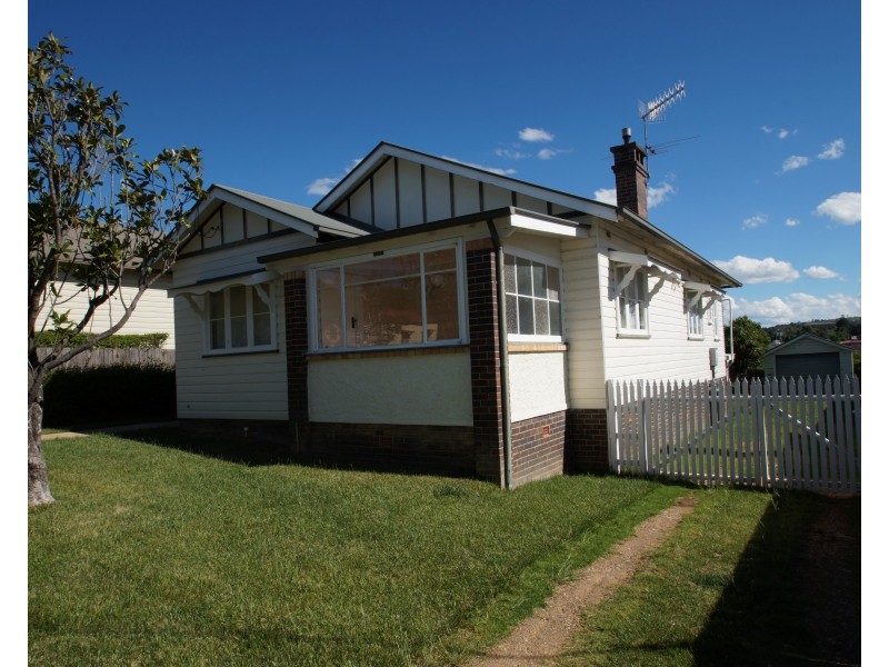 124 Donnelly Street, Armidale NSW 2350