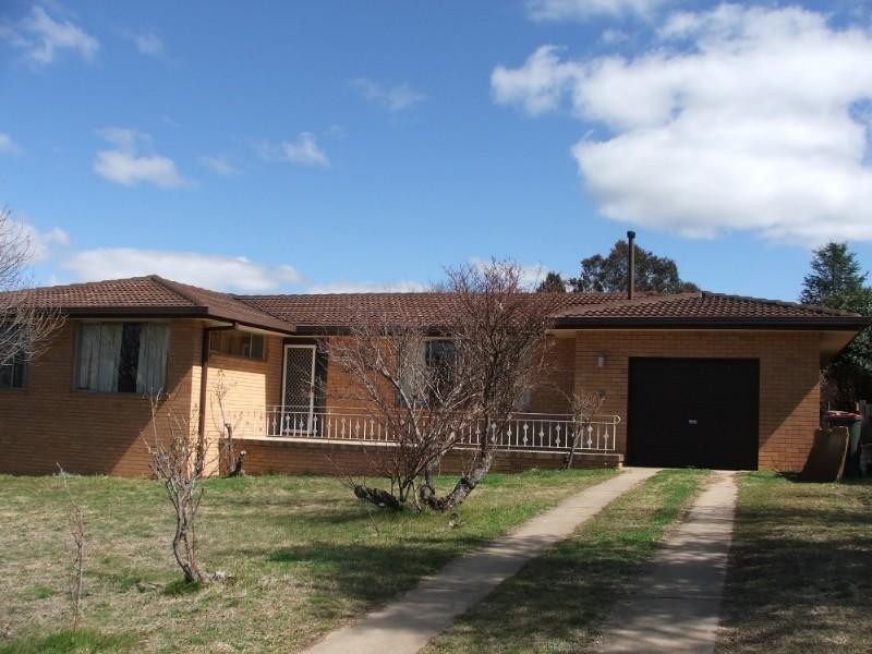 10 Arundel Drive, Armidale NSW 2350