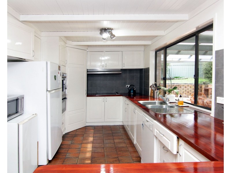 13 Stewart Crescent, Armidale NSW 2350
