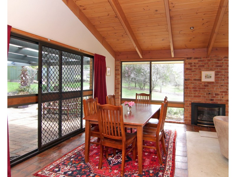 13 Stewart Crescent, Armidale NSW 2350