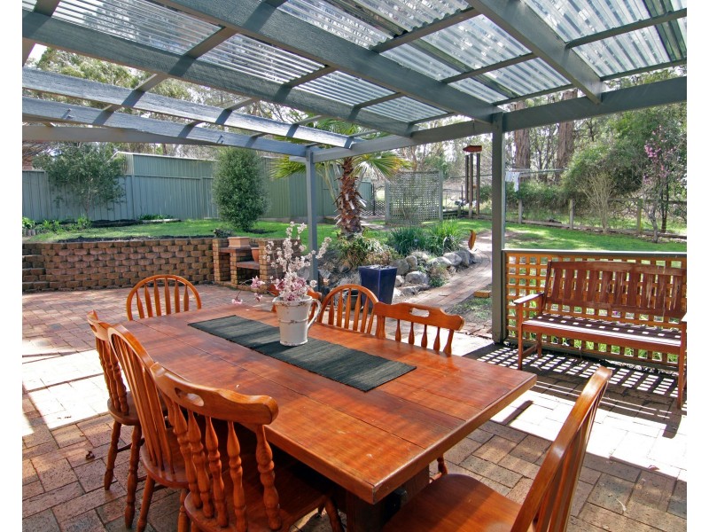 13 Stewart Crescent, Armidale NSW 2350