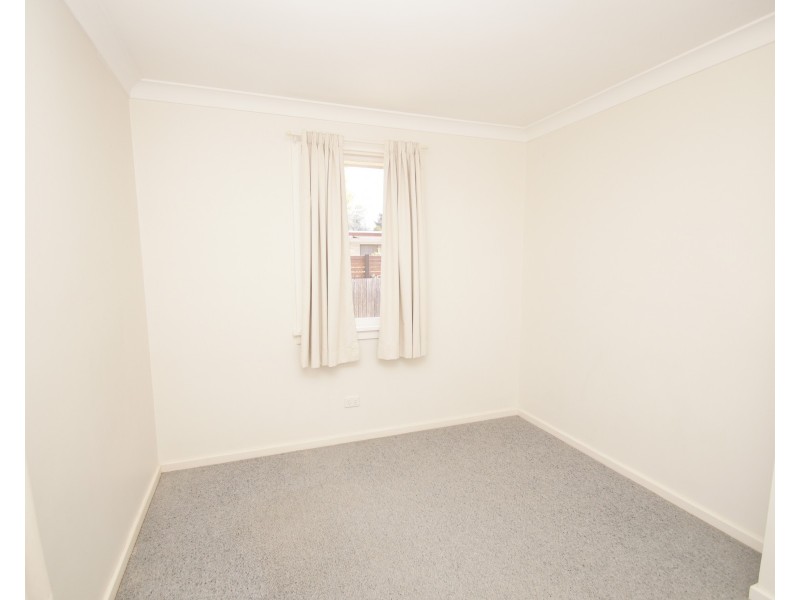 12 Dorothy Avenue, Armidale NSW 2350