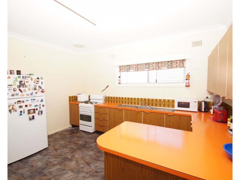 137 Jeffrey Street, Armidale NSW 2350