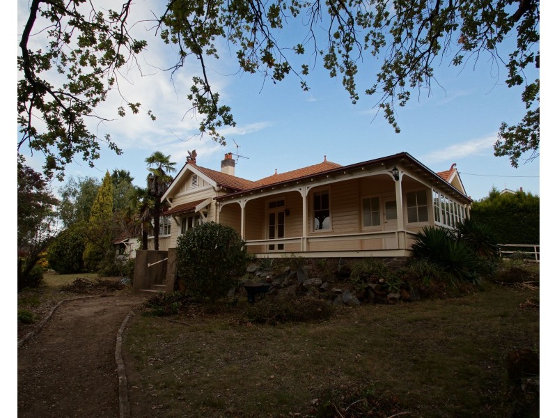 189 Faulkner Street, Armidale NSW 2350