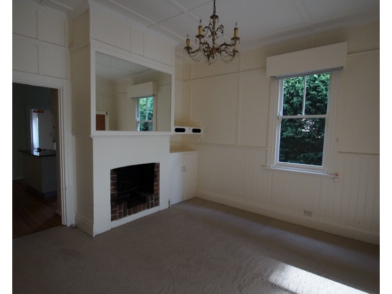 189 Faulkner Street, Armidale NSW 2350