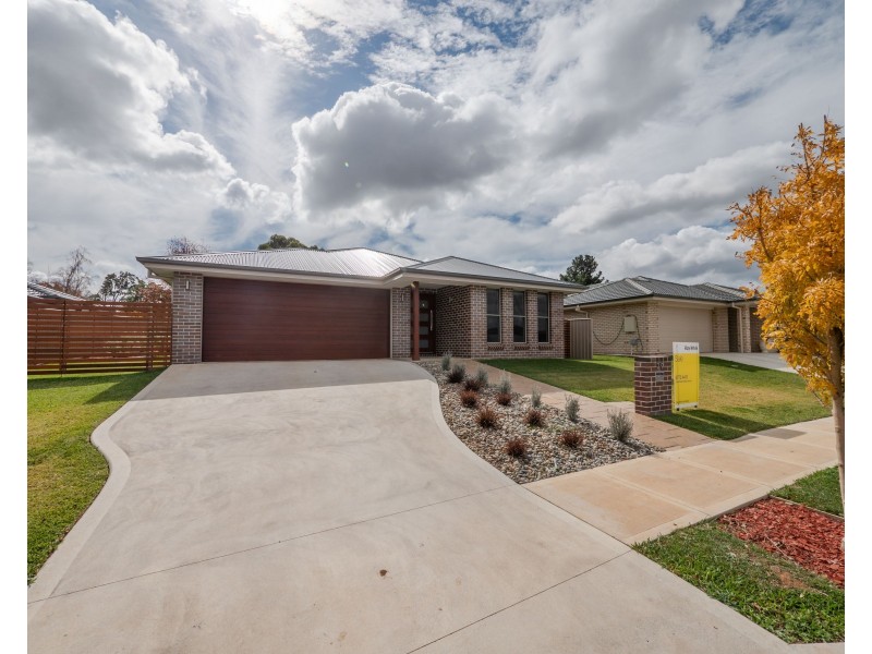 29 Spearmount Drive, Armidale NSW 2350