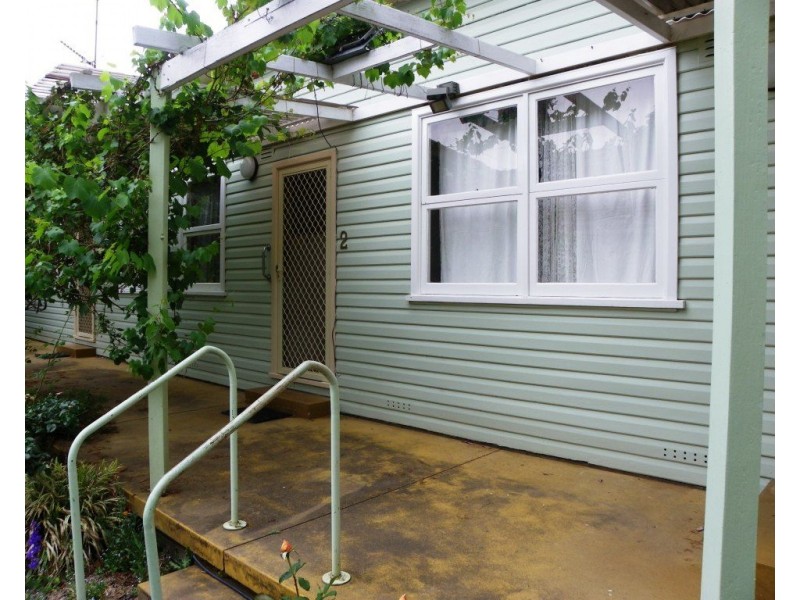 2/157 Marsh Street, Armidale NSW 2350