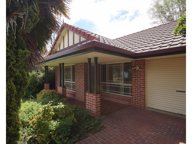 29 Martin Street, Armidale NSW 2350