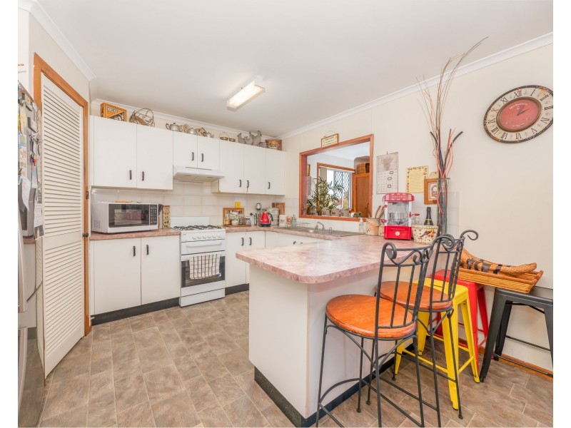 6 Samuelson Crescent, Armidale NSW 2350