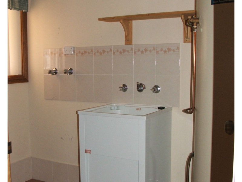 9 Erin Court, Armidale NSW 2350