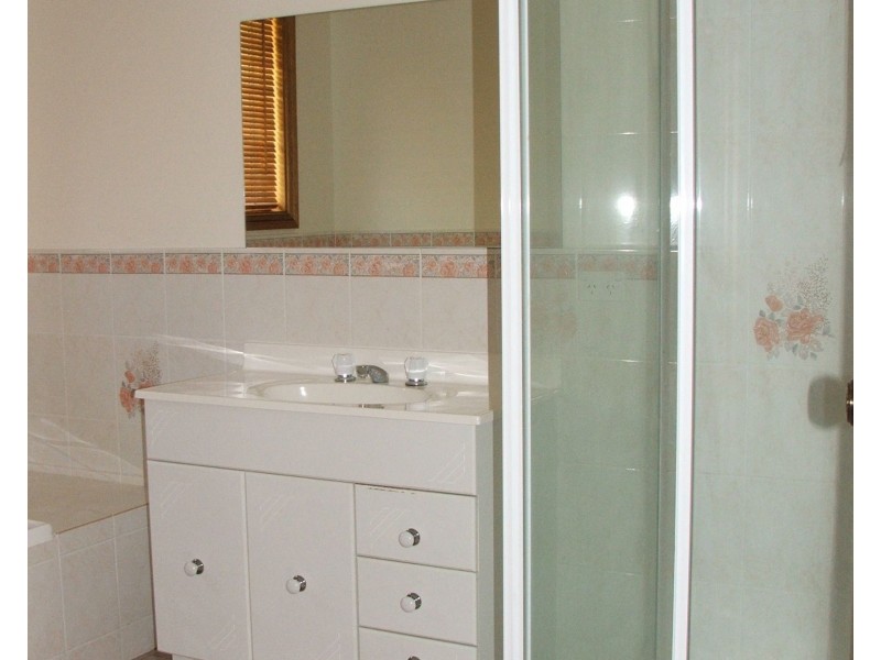 9 Erin Court, Armidale NSW 2350