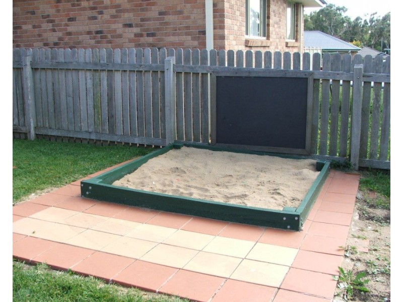 9 Erin Court, Armidale NSW 2350