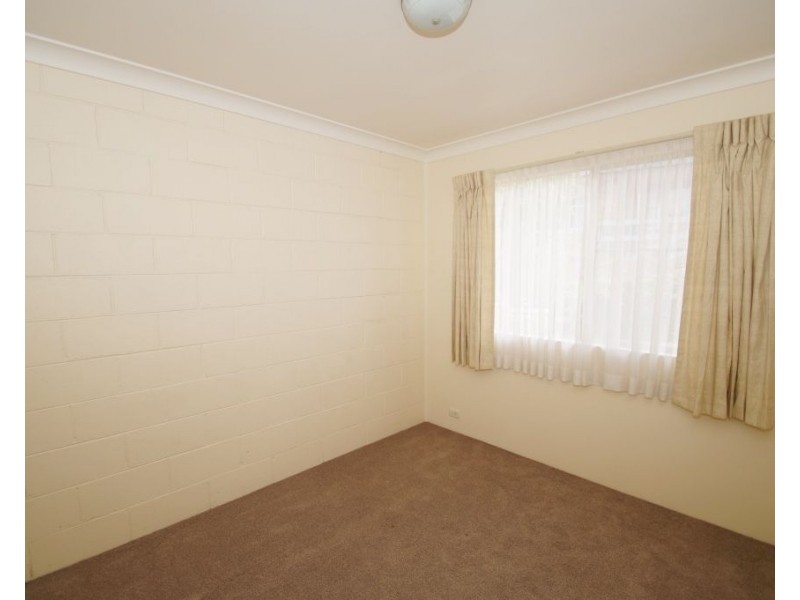 2/11 Marshall Avenue, Armidale NSW 2350