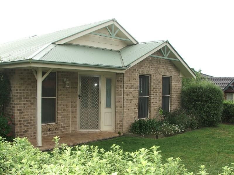 1/10 The Boulevard, Armidale NSW 2350