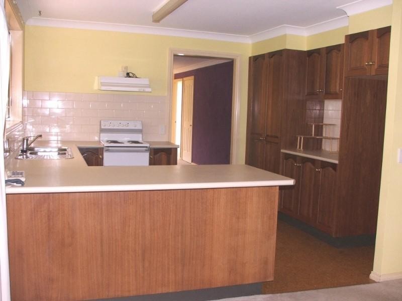 90 Fittler Close, Armidale NSW 2350