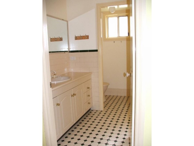 90 Fittler Close, Armidale NSW 2350