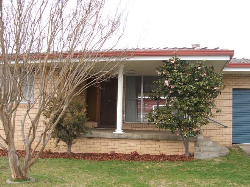 157 Allingham Street, Armidale NSW 2350