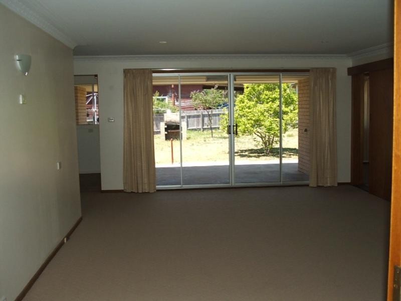 157 Allingham Street, Armidale NSW 2350