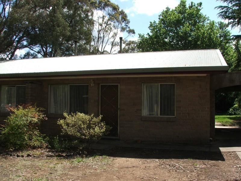 1/4 Bellevue Road, Armidale NSW 2350