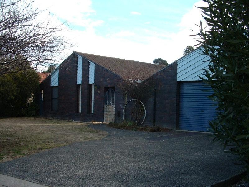 36 Chestnut Avenue, Armidale NSW 2350