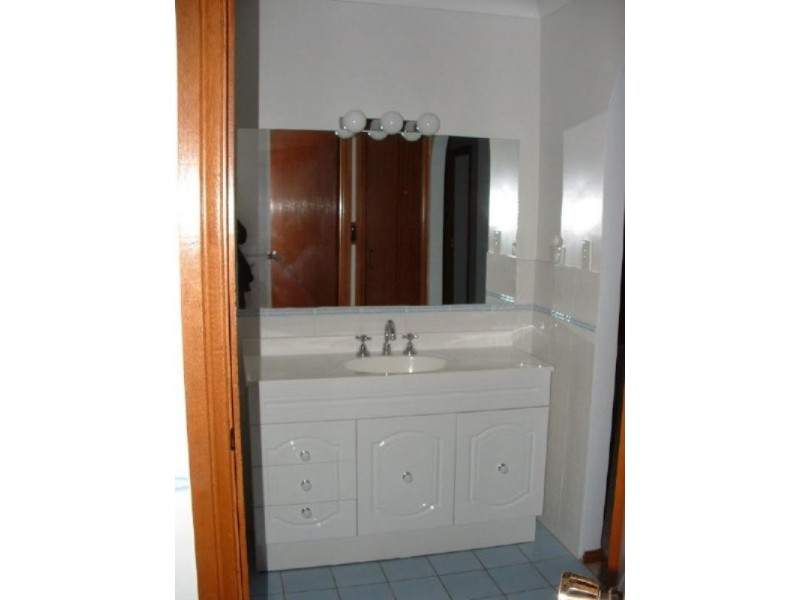 36 Chestnut Avenue, Armidale NSW 2350