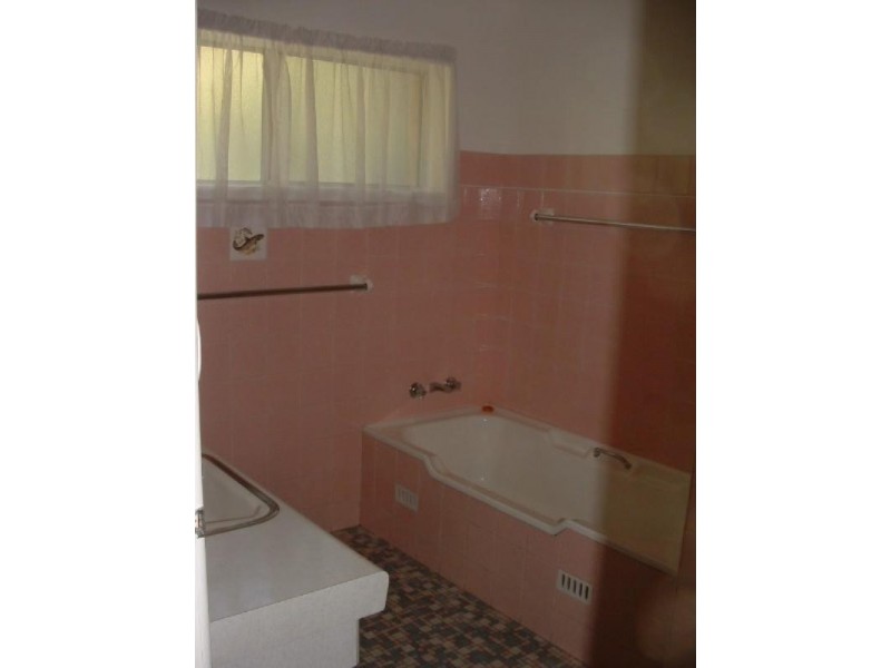 138 Kentucky Street, Armidale NSW 2350