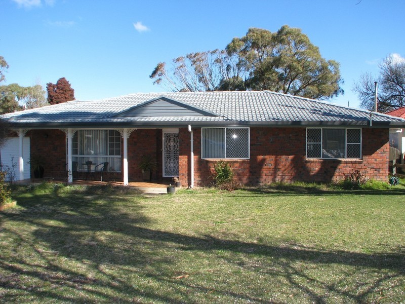 48 Murray Avenue, Armidale NSW 2350