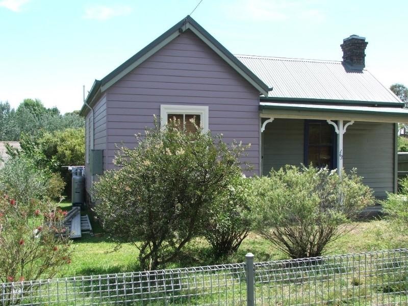 163 Brown Street, Armidale NSW 2350