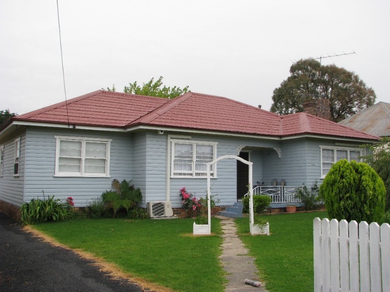 122 Bridge Street, Uralla NSW 2358