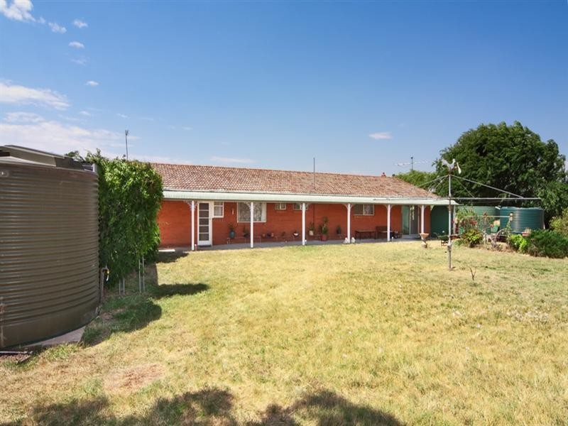 61 Tulong Road, Armidale NSW 2350
