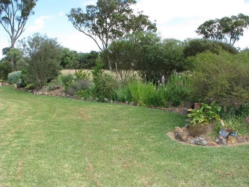 12 Gainsborough Lane, Armidale NSW 2350