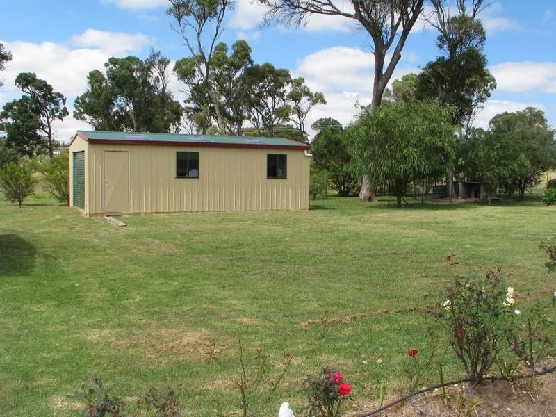 12 Gainsborough Lane, Armidale NSW 2350