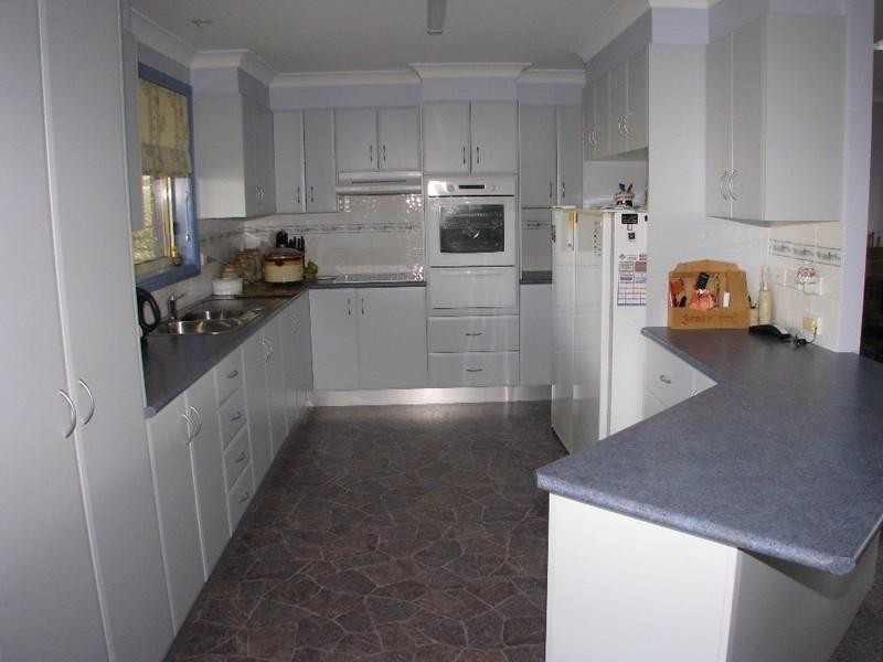 12 Gainsborough Lane, Armidale NSW 2350