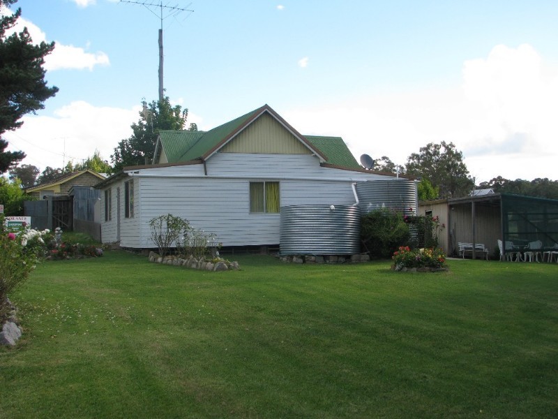 14 Singh Street, Woolbrook NSW 2354