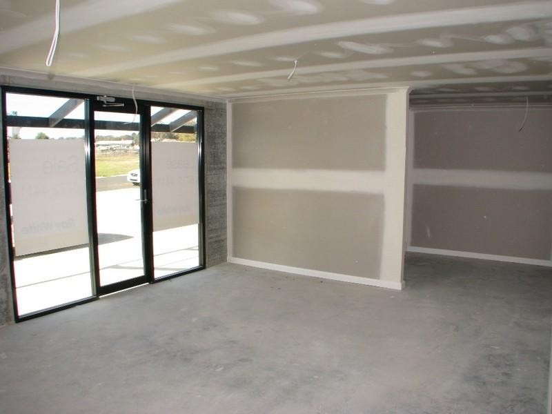 1/4 Southern Cross Drive, Armidale NSW 2350