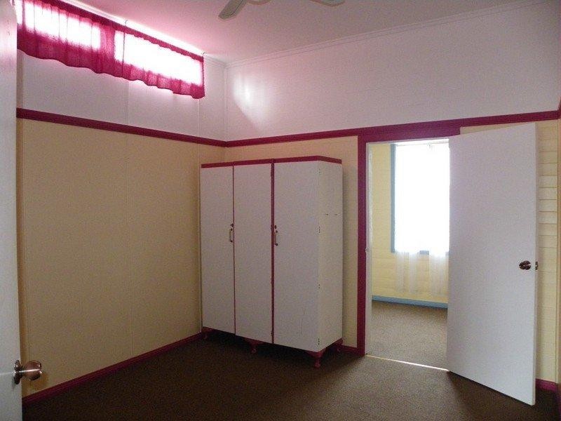 2/65 Ryanda Street, Guyra NSW 2365